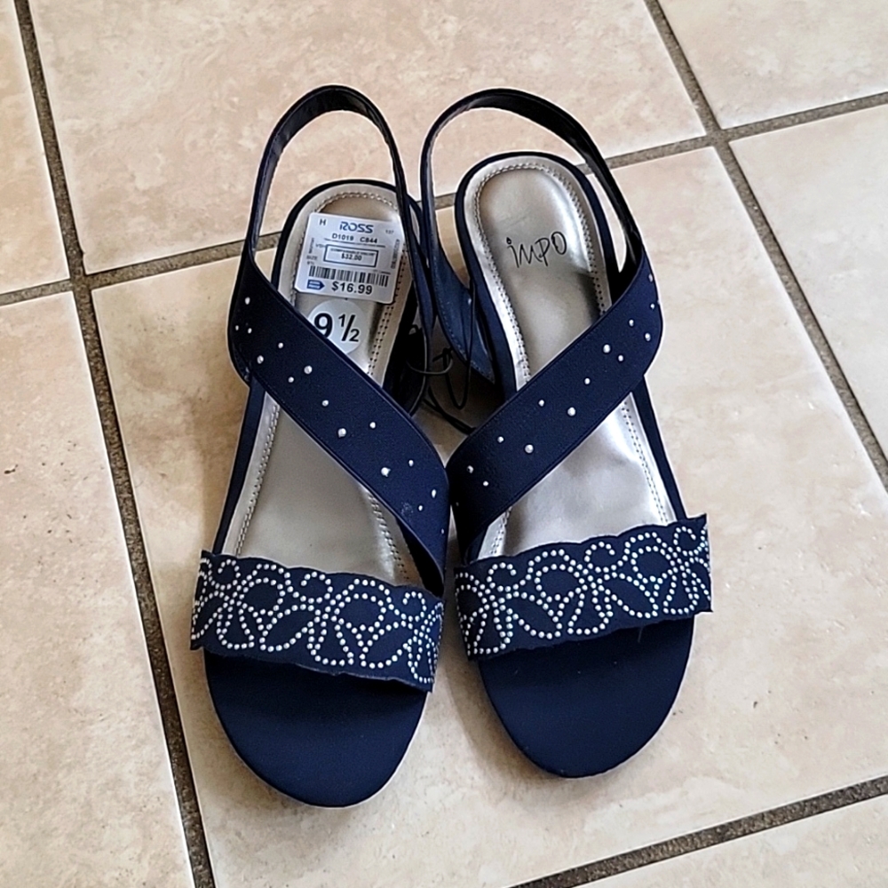Navy dress shoes